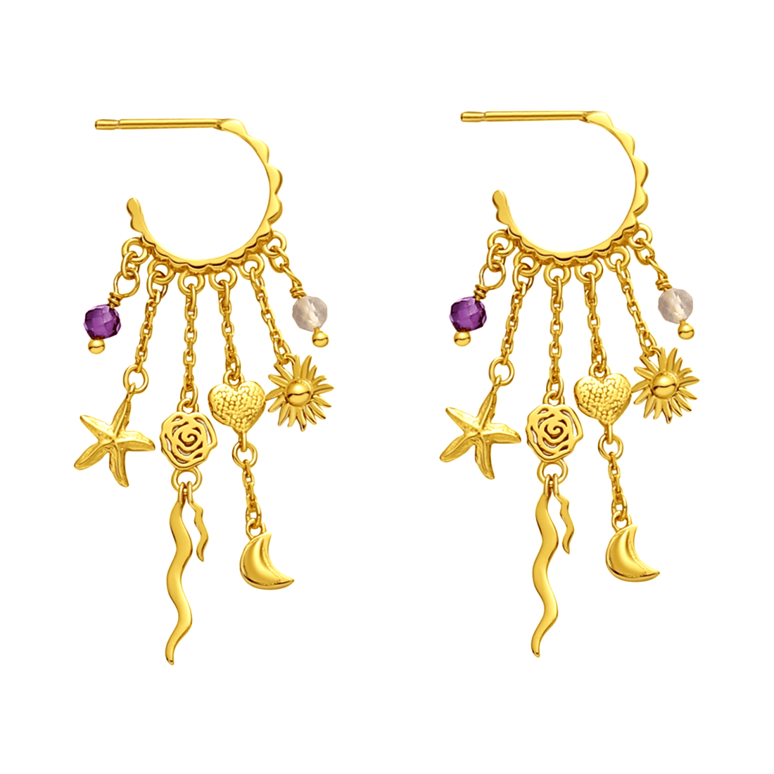 Lilla Havdrømme Øreringe fra Pallantis: Forgyldt sølvøreringe med fem vedhæng hver—søstjerne, rose, hjerte, sol og bølget linje samt lilla og klare perler—præsenteret på hvid baggrund.